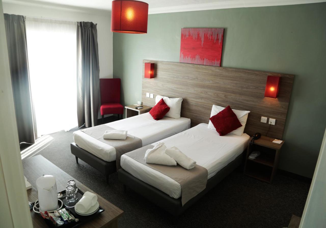 Spinola Hotel Saint Julian's Eksteriør billede